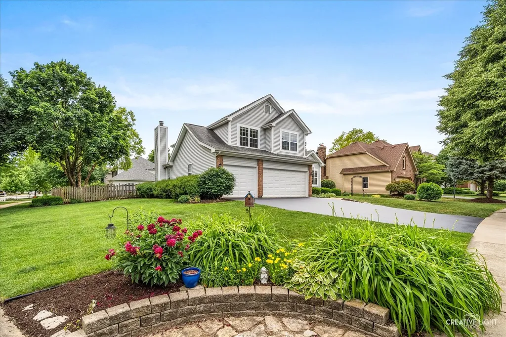 2324 Snapdragon Road Naperville IL 60564