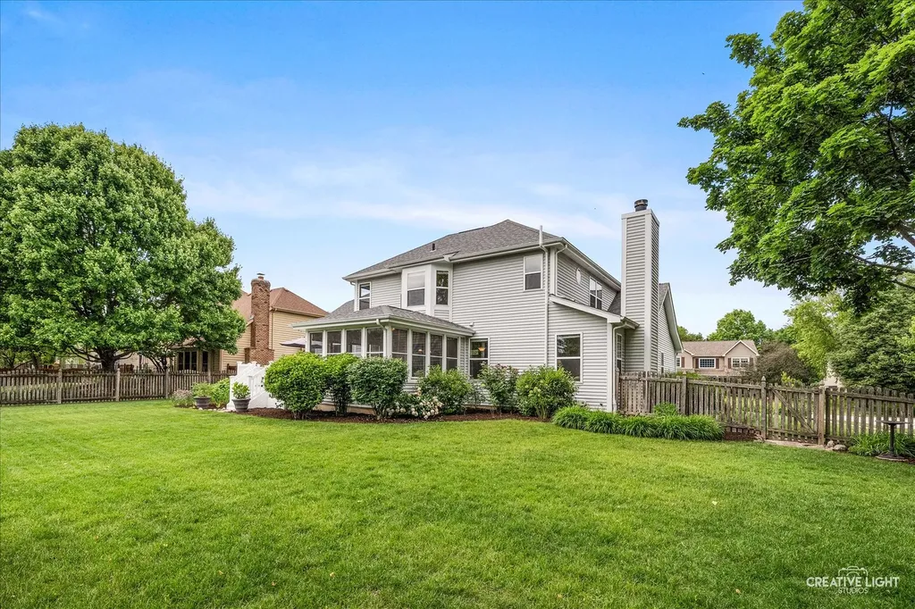 2324 Snapdragon Road Naperville IL 60564