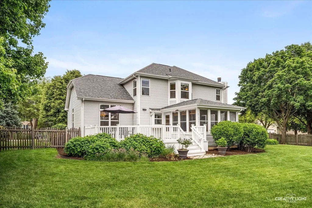 2324 Snapdragon Road Naperville IL 60564