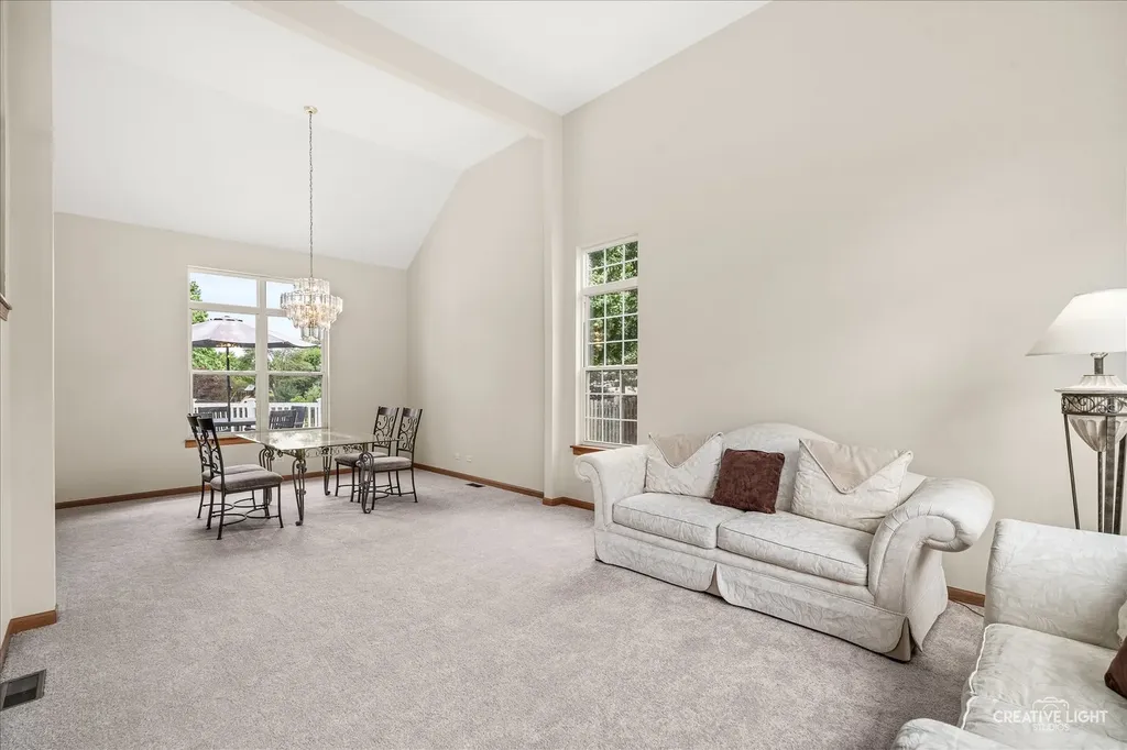 2324 Snapdragon Road Naperville IL 60564