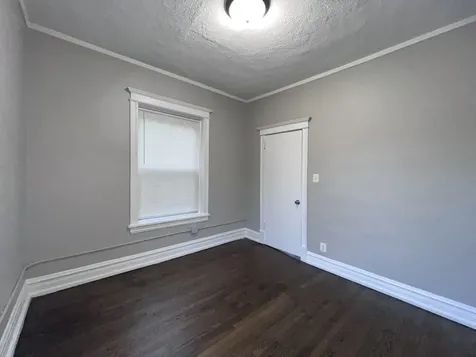 2707 East 78th Street Chicago IL 60649