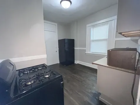 2707 East 78th Street Chicago IL 60649