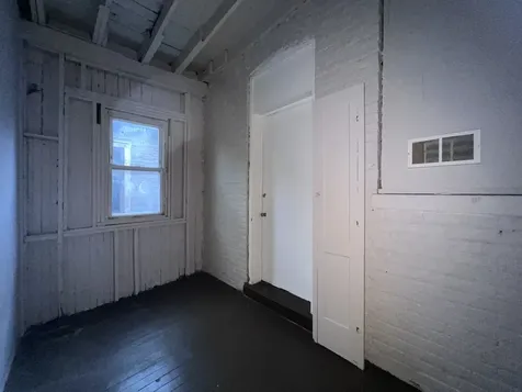 2707 East 78th Street Chicago IL 60649
