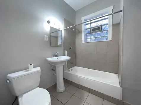 2707 East 78th Street Chicago IL 60649
