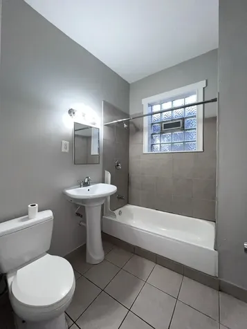2707 East 78th Street Chicago IL 60649