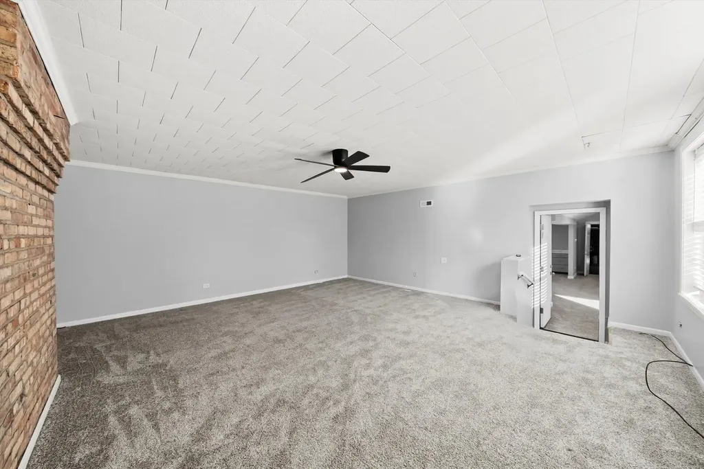 11731 South Bell Avenue Chicago IL 60643