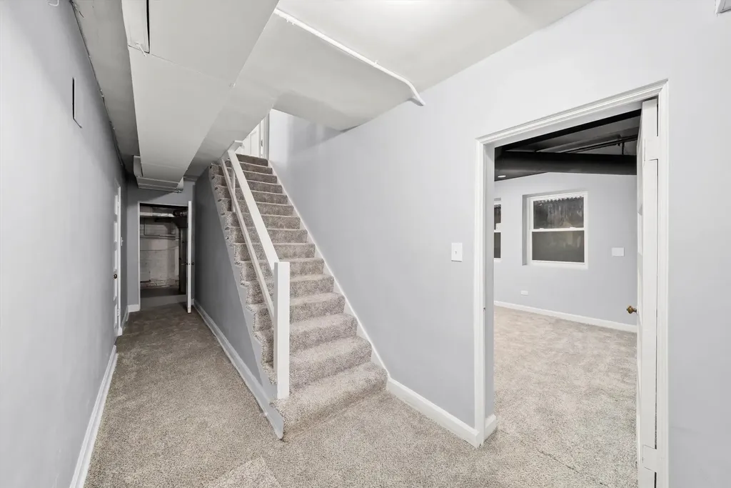 11731 South Bell Avenue Chicago IL 60643