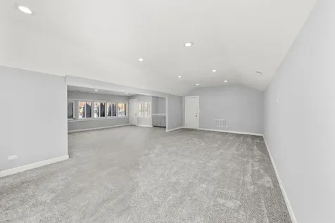 11731 South Bell Avenue Chicago IL 60643