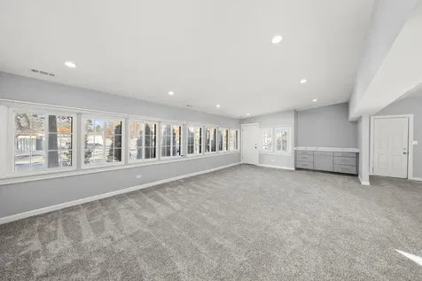 11731 South Bell Avenue Chicago IL 60643