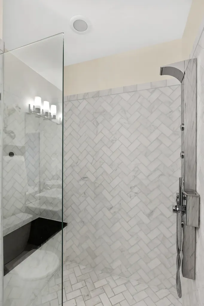1615 West Ohio Street Chicago IL 60622