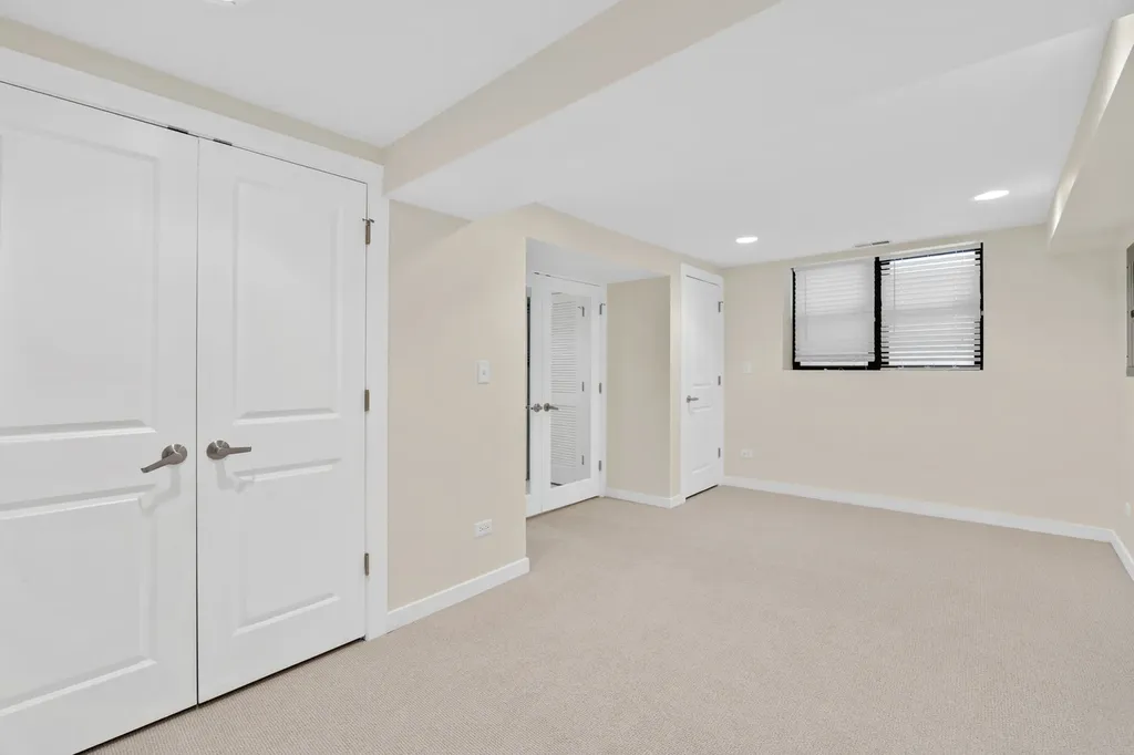 1615 West Ohio Street Chicago IL 60622