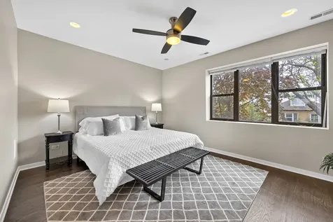 1615 West Ohio Street Chicago IL 60622