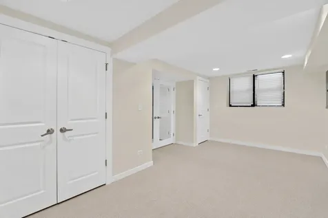 1615 West Ohio Street Chicago IL 60622