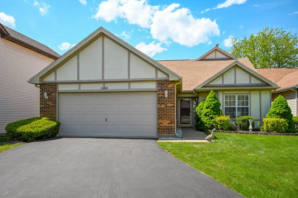 21068 West Hazelnut Lane Plainfield IL 60544