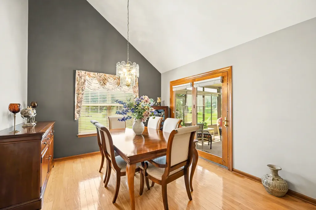 21068 West Hazelnut Lane Plainfield IL 60544