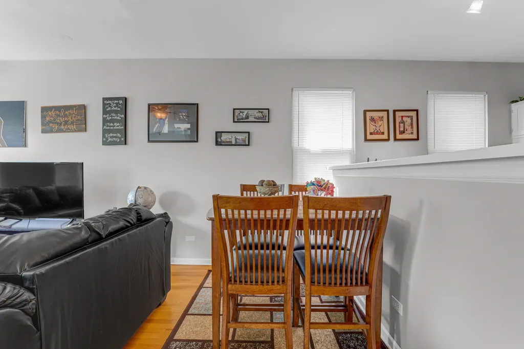1468 West Ohio Street Chicago IL 60642