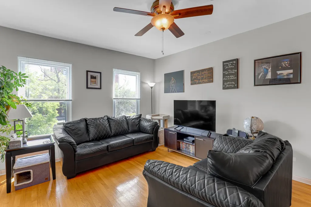 1468 West Ohio Street Chicago IL 60642