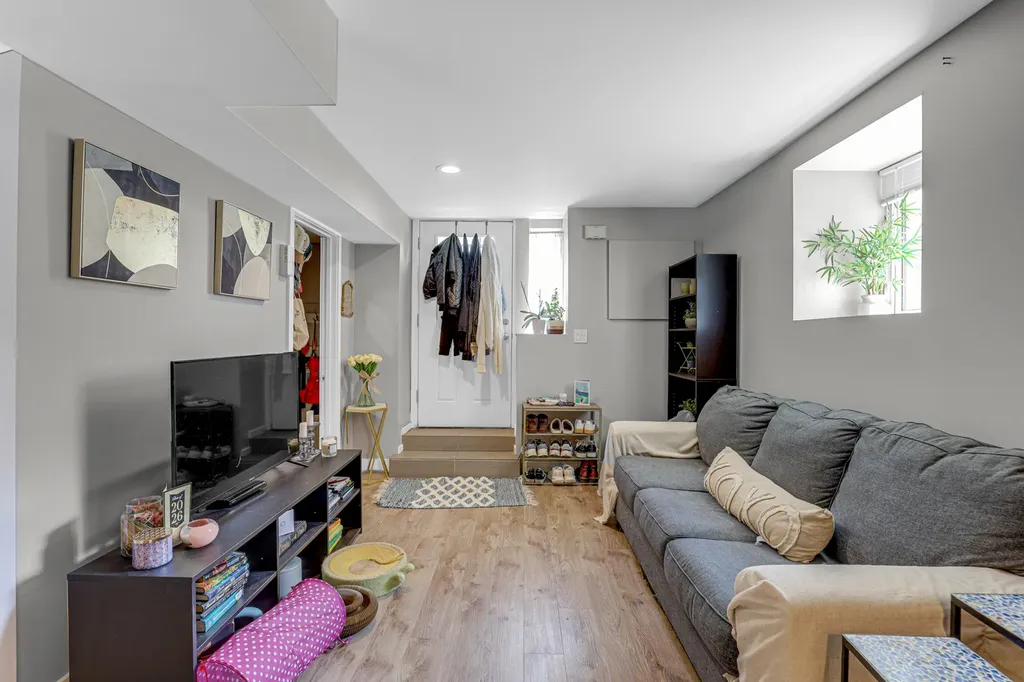 1468 West Ohio Street Chicago IL 60642