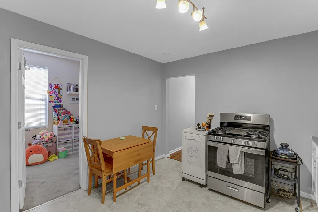 1468 West Ohio Street Chicago IL 60642