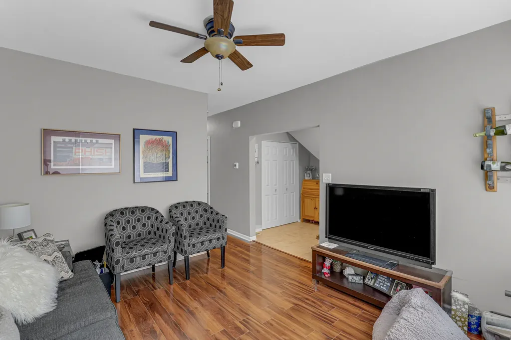 1468 West Ohio Street Chicago IL 60642