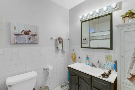 1468 West Ohio Street Chicago IL 60642