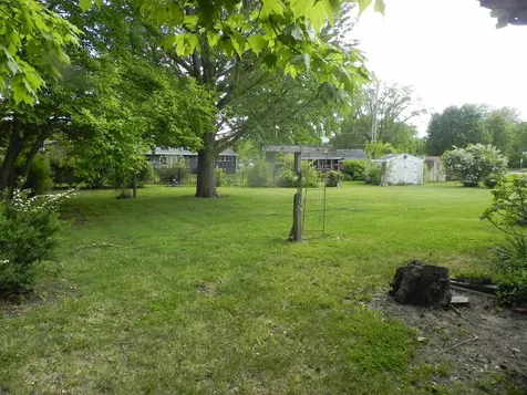 9 East North Court Decatur IL 62526