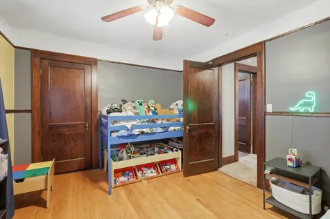 714 23RD Avenue East Moline IL 61244