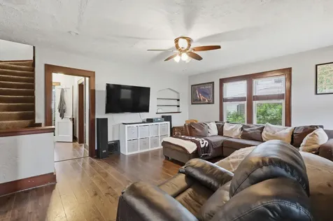 714 23RD Avenue East Moline IL 61244