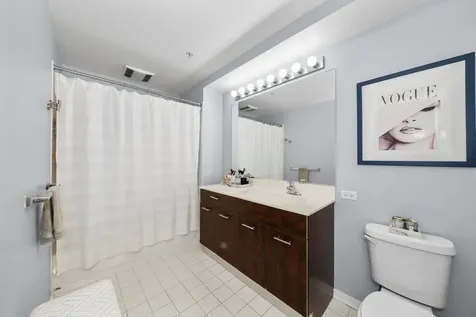 659 West Randolph Street Chicago IL 60661