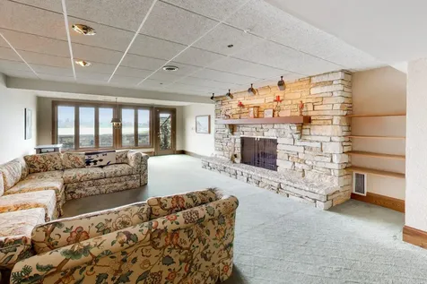 82 Hawley Woods Road Barrington Hills IL 60010