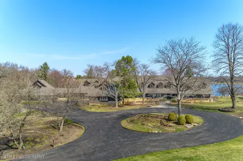 82 Hawley Woods Road Barrington Hills IL 60010