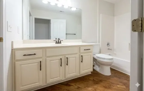 6 Sherwood Court Lake In The Hills IL 60156