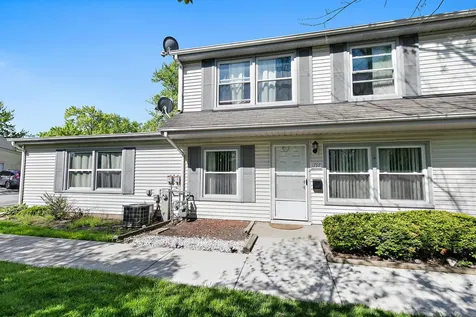 1797 Queensbury Circle Hoffman Estates IL 60169
