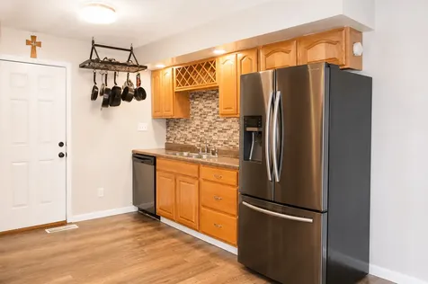 2006 East 7th Street Sterling IL 61081