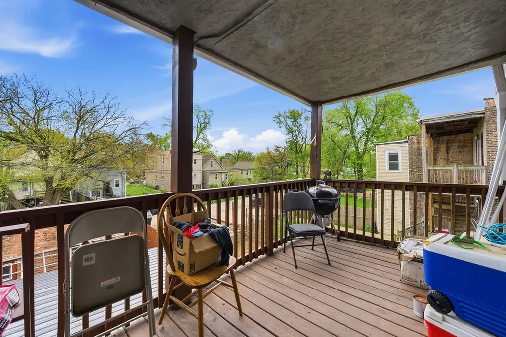 6433 South Aberdeen Street Chicago IL 60621