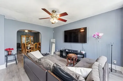 6433 South Aberdeen Street Chicago IL 60621