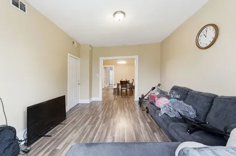 6433 South Aberdeen Street Chicago IL 60621