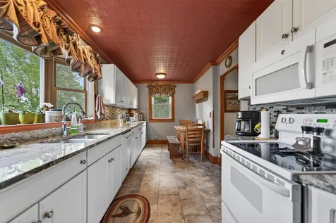 1392 Red Brick Road Dixon IL 61021
