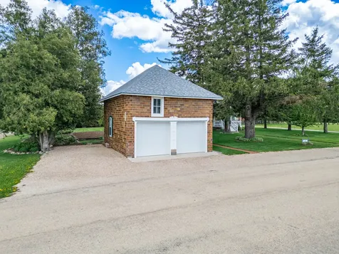1392 Red Brick Road Dixon IL 61021