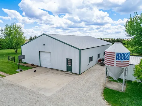1392 Red Brick Road Dixon IL 61021