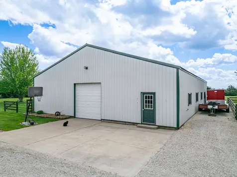 1392 Red Brick Road Dixon IL 61021
