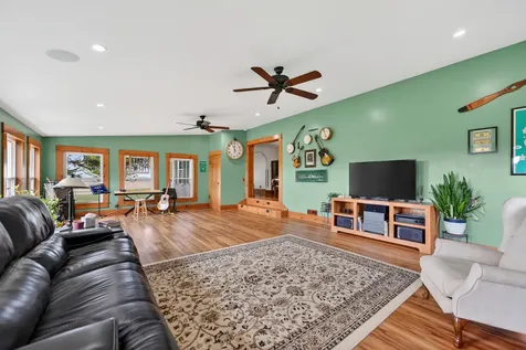 1392 Red Brick Road Dixon IL 61021