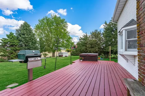 1392 Red Brick Road Dixon IL 61021