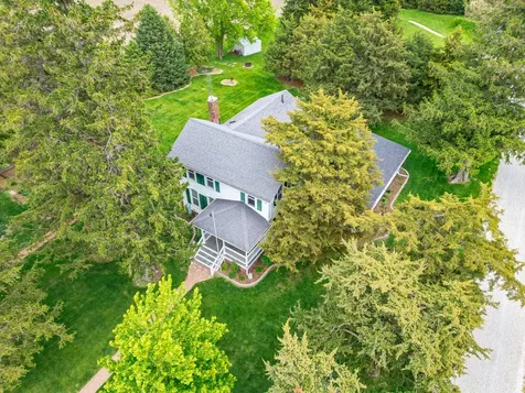 1392 Red Brick Road Dixon IL 61021