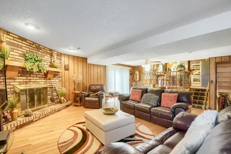 22417 Riverside Drive Richton Park IL 60471