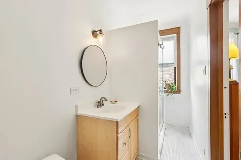 5406 South East View Park Chicago IL 60615