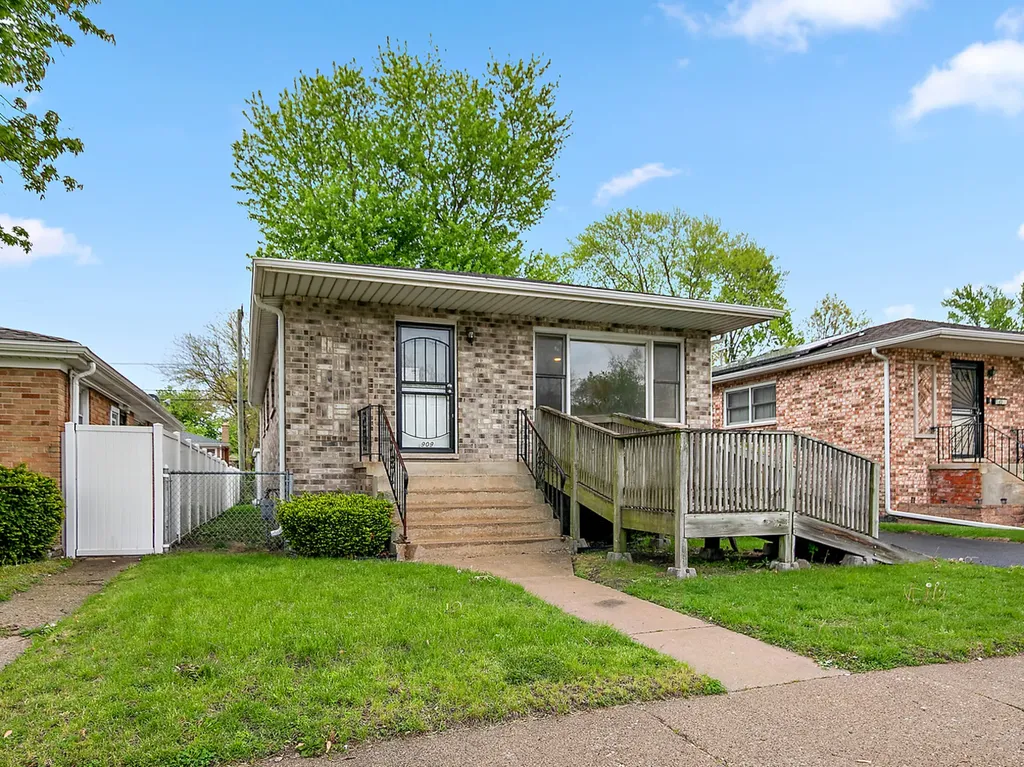 14909 Martin Luther King Jr Drive Dolton IL 60419