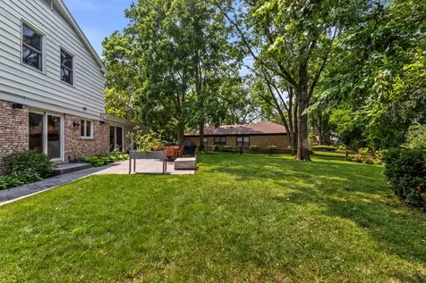 3850 Dauphine Avenue Northbrook IL 60062