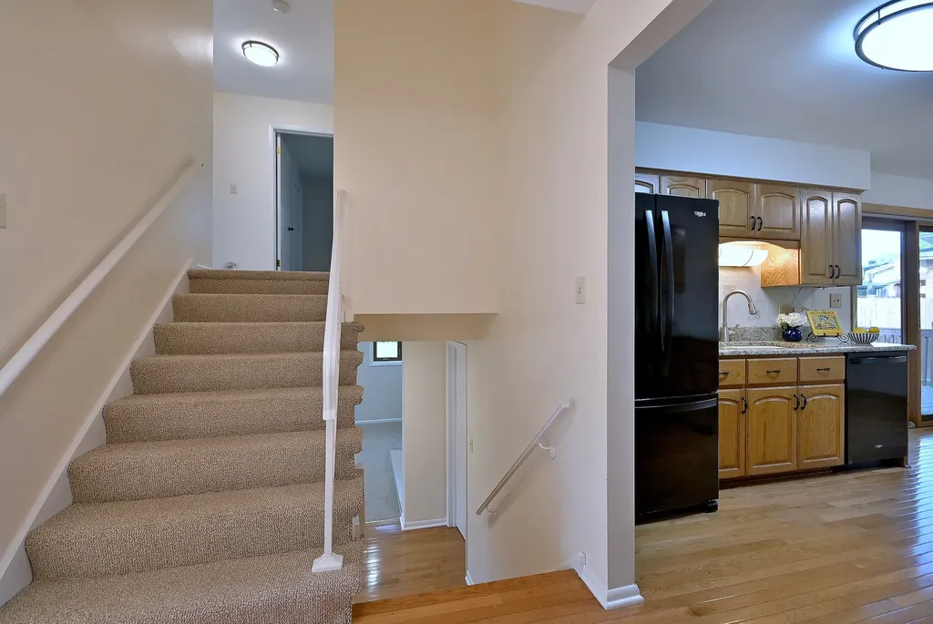 3100 Grandview Place Darien IL 60561