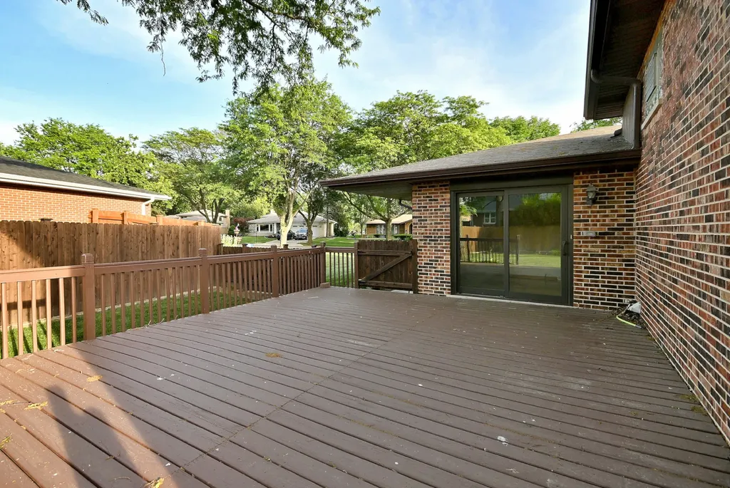 3100 Grandview Place Darien IL 60561